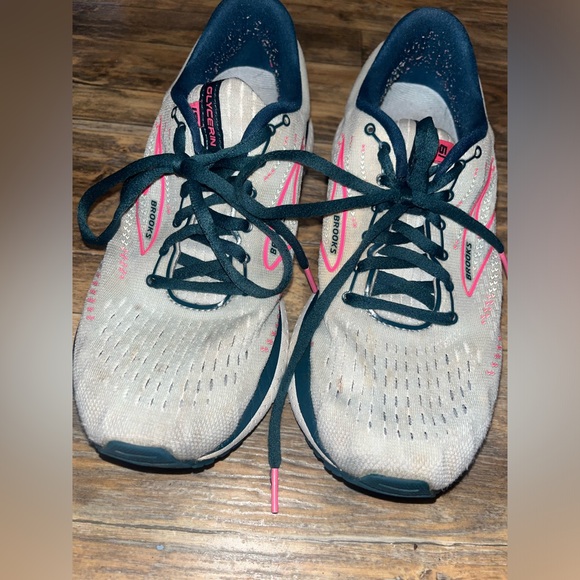 SOLD - Picture 2 of 6